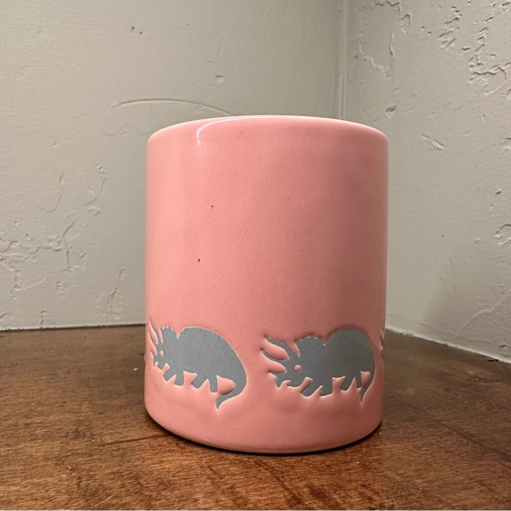 Waechtersbach mug with a gray dinosaur triceratops design 🦖 🦕 - Picture 4 of 7